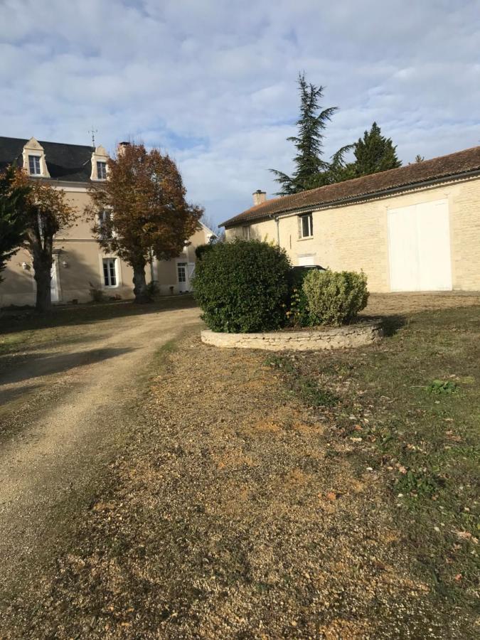 Bed and Breakfast La Maladrie Vouzailles Exterior foto
